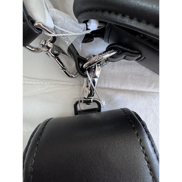 New LULULEMON CACTUS Black Leather Mini Crossbody Bag & Air Pods Holder NWT - Picture 12 of 14